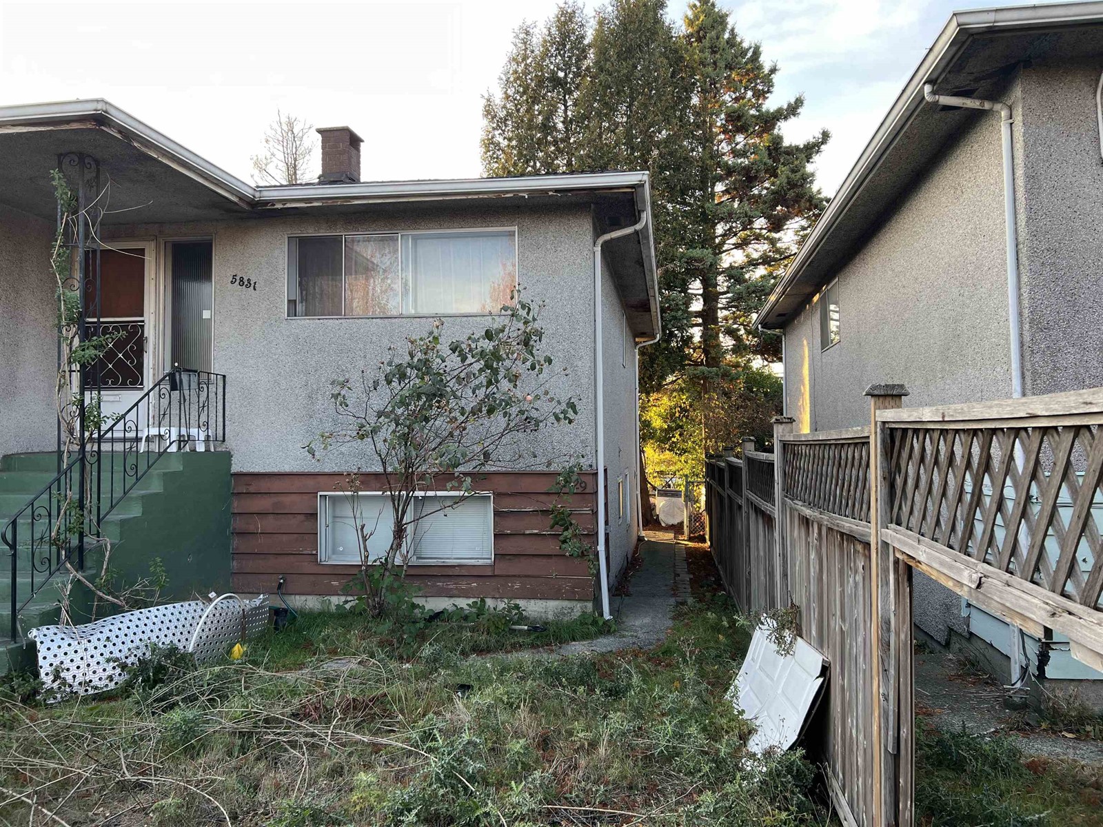 Listing Picture 3 of 4 : 5831 KNIGHT STREET, Vancouver / 溫哥華 - 魯藝地產 Yvonne Lu Group - MLS Medallion Club Member