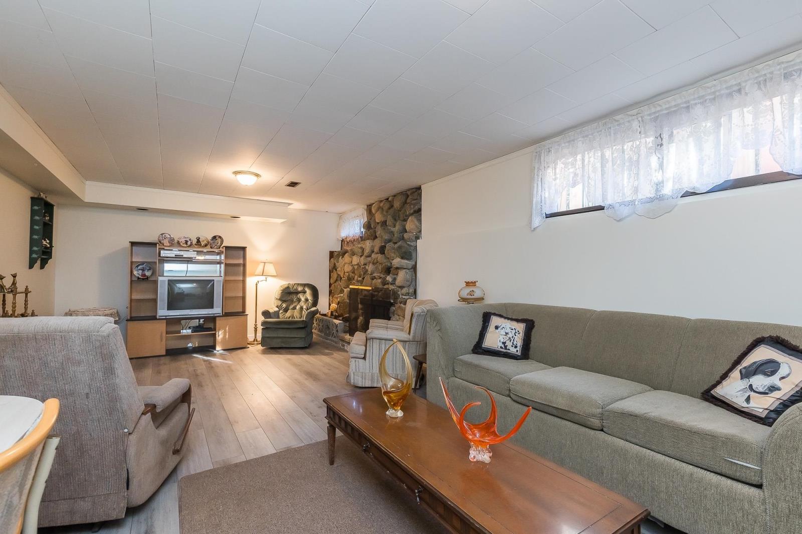 Property Listing: 32120 Bueckert Avenue, Mission, British Columbia