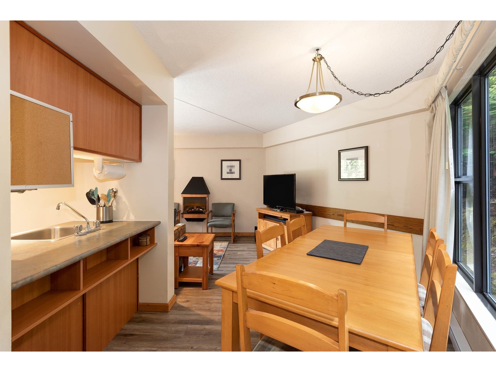 5a 2561 Tricouni Place, Whistler, British Columbia  V8E 0A8 - Photo 16 - R2739055