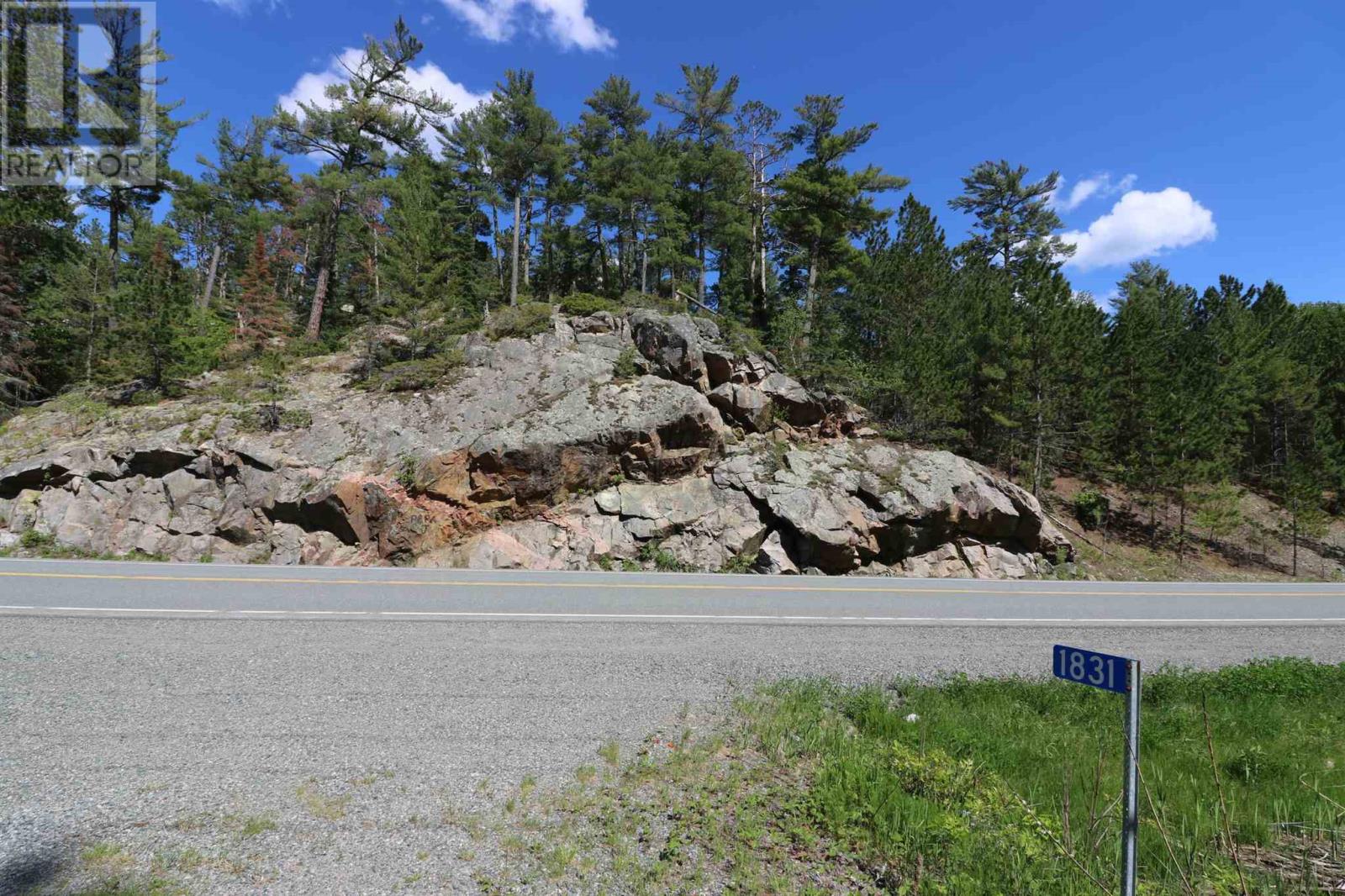 1831 Hwy 71, Sabaskong Bay, Lake Of The Woods, Nestor Falls, Ontario  P0X 1K0 - Photo 15 - TB221892