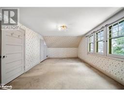 392 BAY Street
