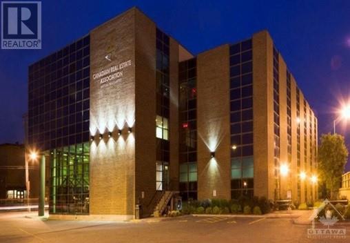200 CATHERINE STREET, ottawa, Ontario