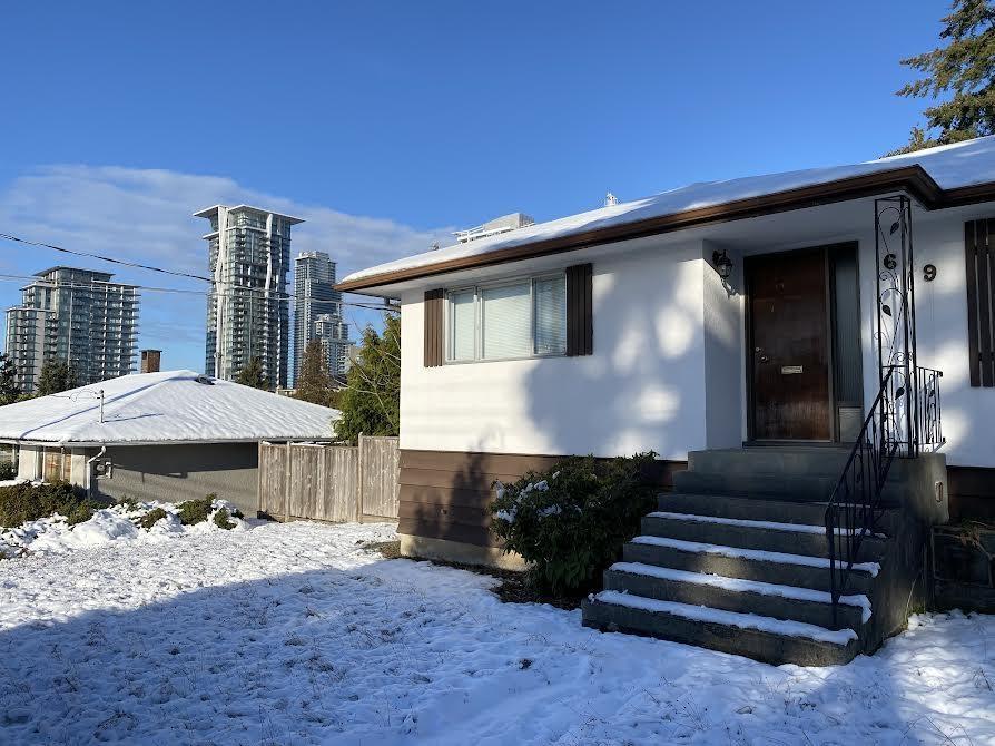 609 Madore Avenue, Coquitlam, British Columbia  V3K 3A8 - Photo 1 - R2740353