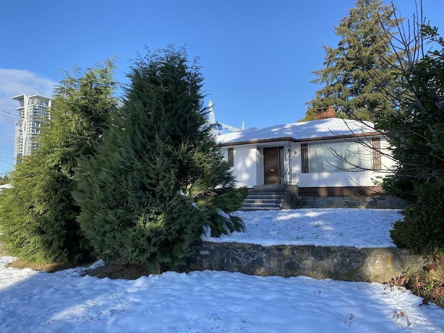 609 Madore Avenue, Coquitlam, British Columbia  V3K 3A8 - Photo 2 - R2740353