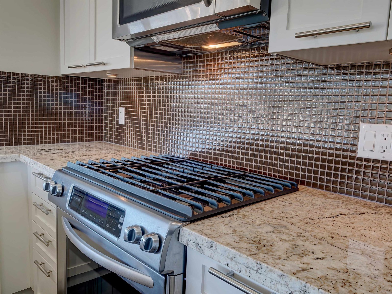604 5665 Teredo Street, Sechelt, British Columbia  V7Z 0J2 - Photo 14 - R2741549