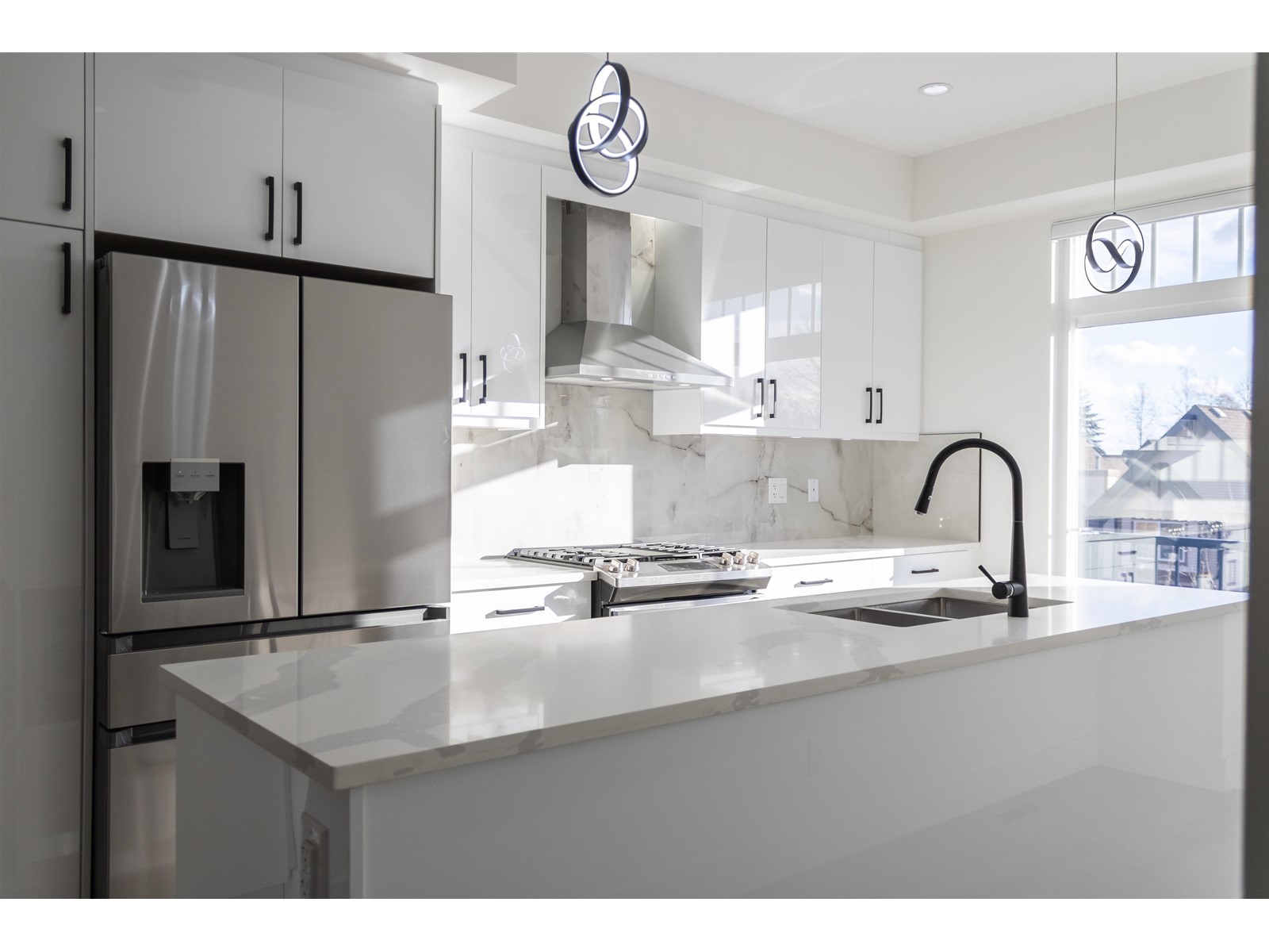 5 23108 Lougheed Highway, Maple Ridge, British Columbia  V2X 2W3 - Photo 1 - R2741791