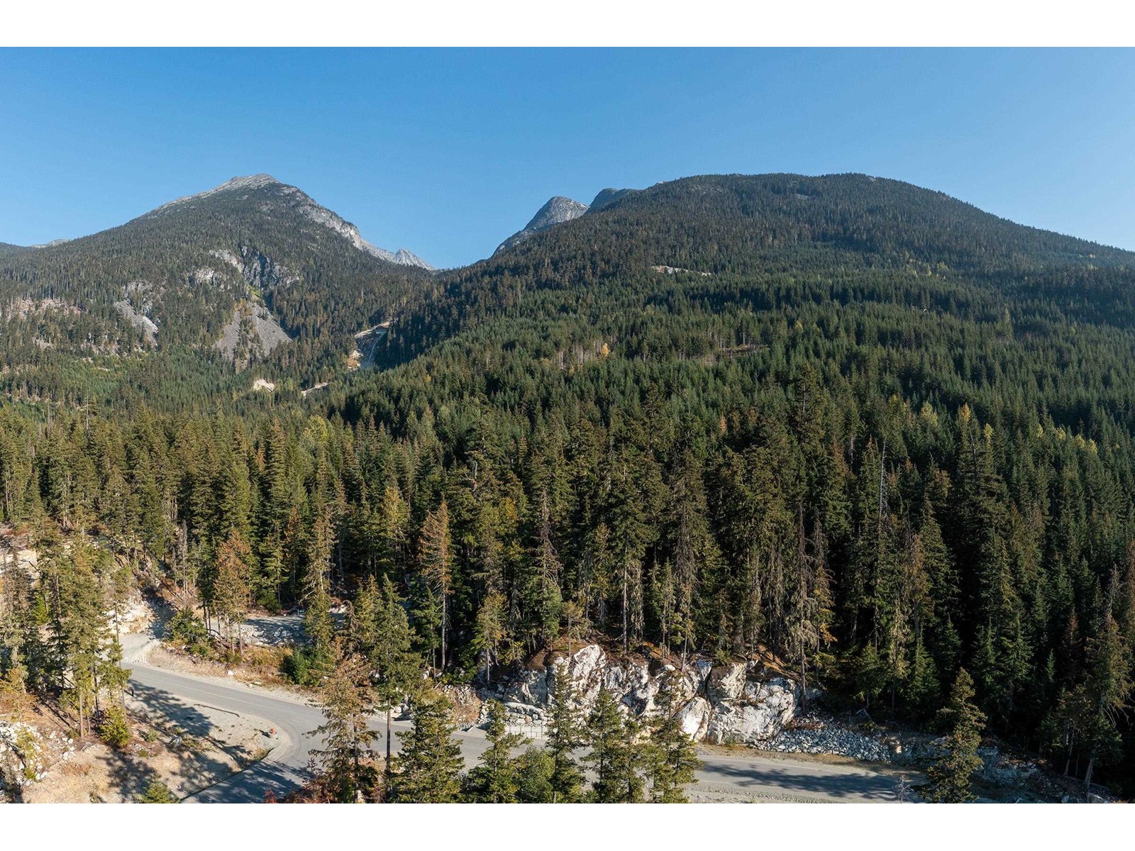 Lorem Ipsum Dolor, Whistler, British Columbia  V8E  - Photo 12 - DEMO25125563