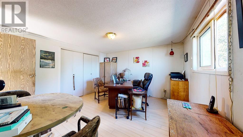 711 8 Avenue E, Bow Island, Alberta  T0K 0G0 - Photo 17 - A1225229