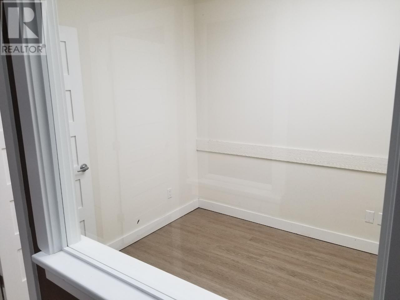 3-275 Seymour Street, Kamloops, British Columbia   - Photo 20 - 170710