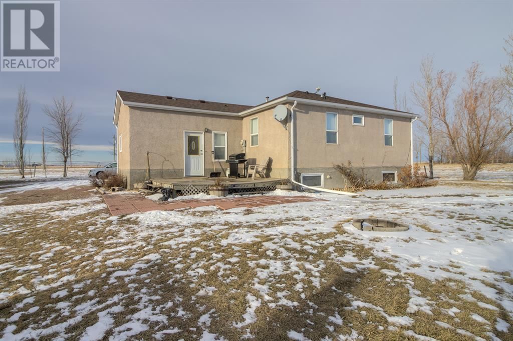 205023 Twp Road 100, Rural Lethbridge County, Alberta  T1M 1M2 - Photo 30 - A2015219