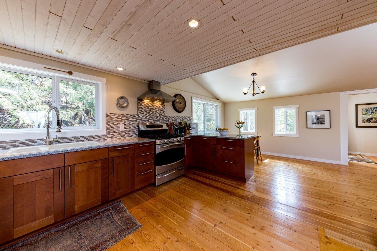 1504 Adams Road, Bowen Island, British Columbia  V0N 1G2 - Photo 5 - R2679737