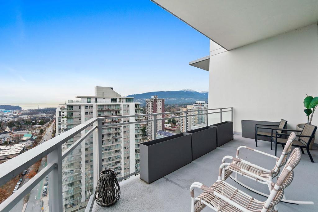 1703 112 E 13th Street, North Vancouver, British Columbia  V7L 0E4 - Photo 10 - R2744764