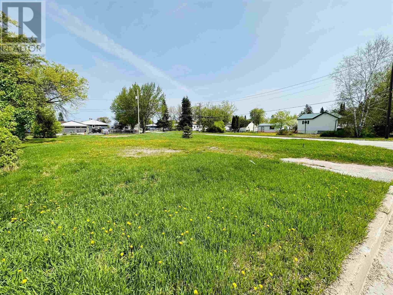 215 Florence ST, dryden, Ontario