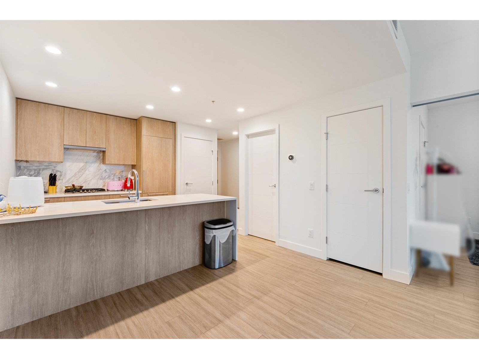 504 6398 Silver Avenue, Burnaby, British Columbia  V5H 0K7 - Photo 8 - R2746424