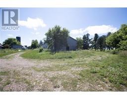 11153 EAST WEST GARAFRAXA Townline