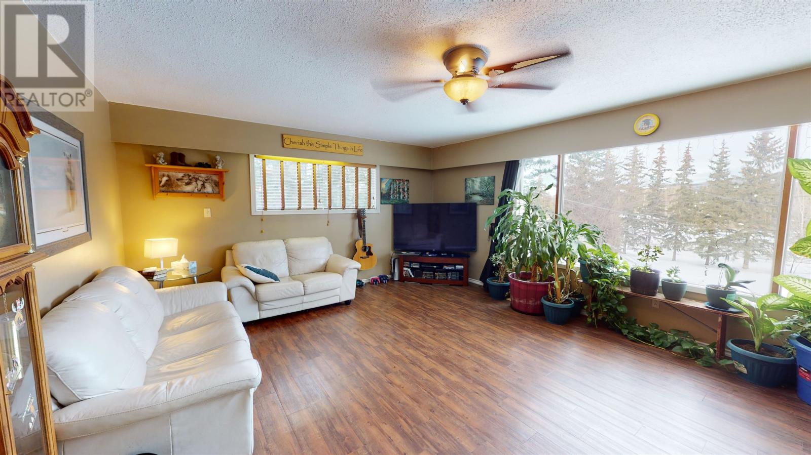 1014 Lund Road, Houston, British Columbia  V0J 1Z1 - Photo 7 - R2747206