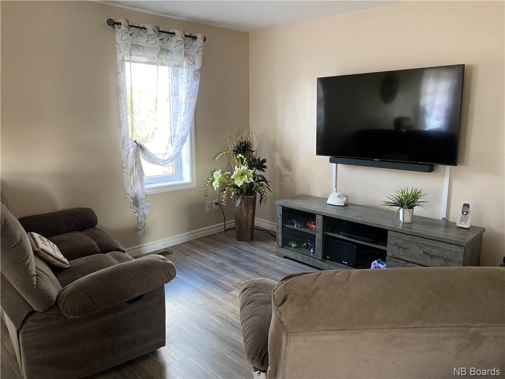 143 Des Montagnes Street, Kedgwick, New Brunswick  E8B 1C6 - Photo 15 - NB083198