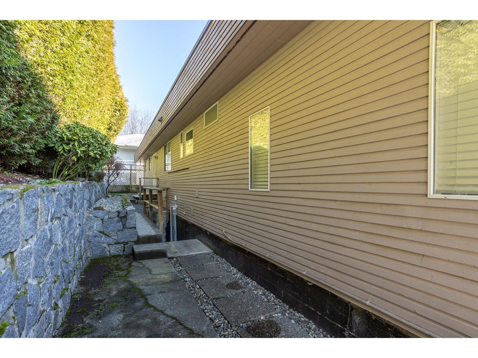 2395 Mathers Avenue, West Vancouver, British Columbia  V7V 2H7 - Photo 22 - R2747439