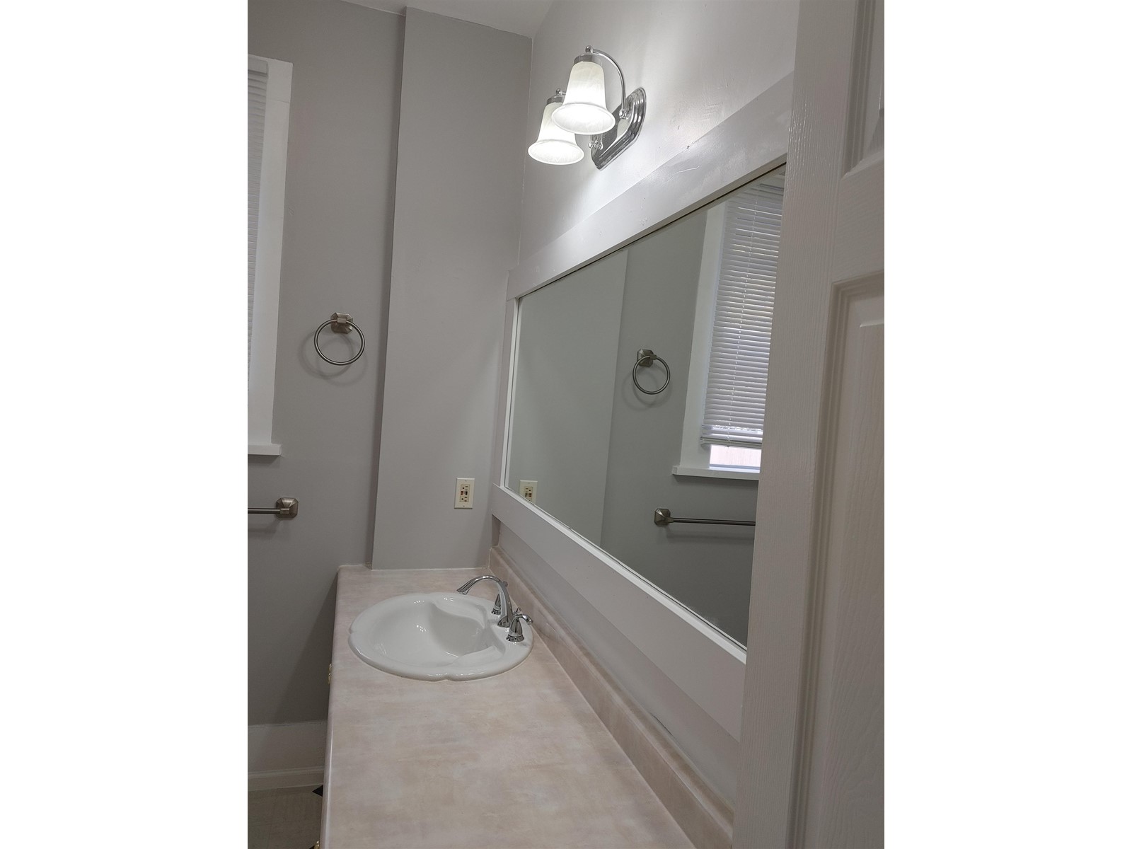 1925 Adanac Street, Vancouver, British Columbia  V5L 2E5 - Photo 11 - R2748991