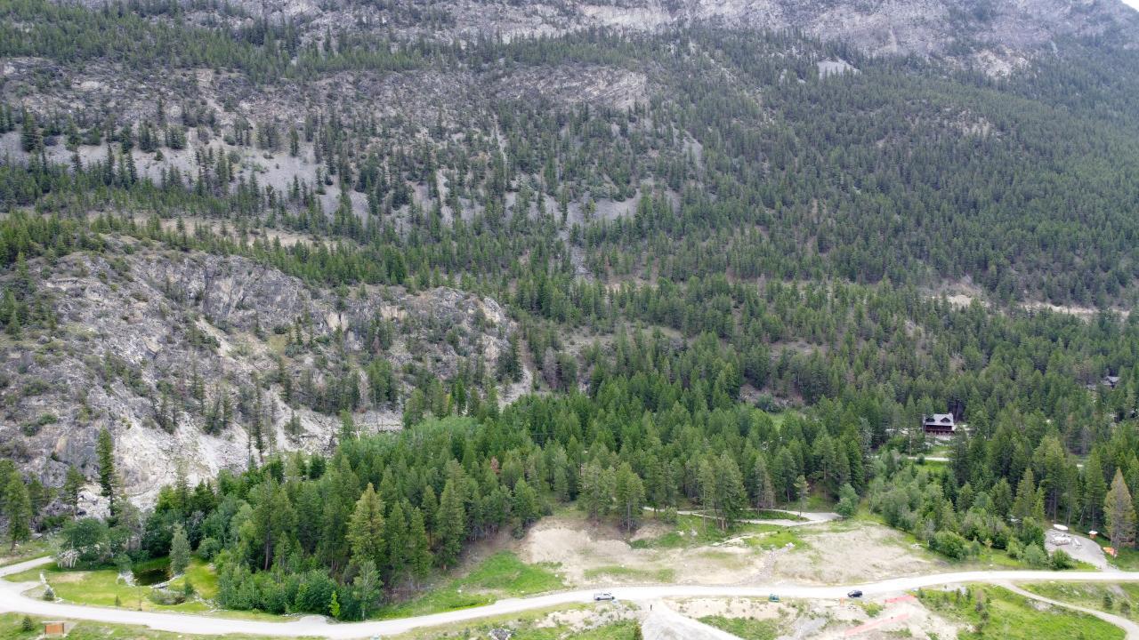 8785 Grainger Road, Canal Flats, British Columbia  V0B 1B0 - Photo 22 - 2468943