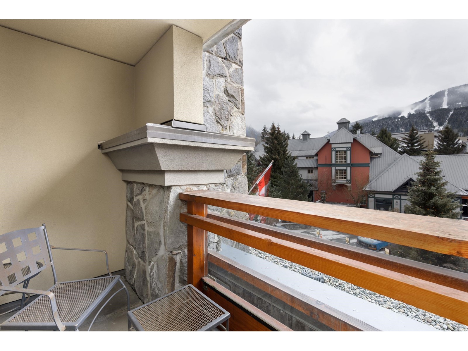 4415 4299 Blackcomb Way, Whistler, British Columbia  V8E 0X3 - Photo 14 - R2748637