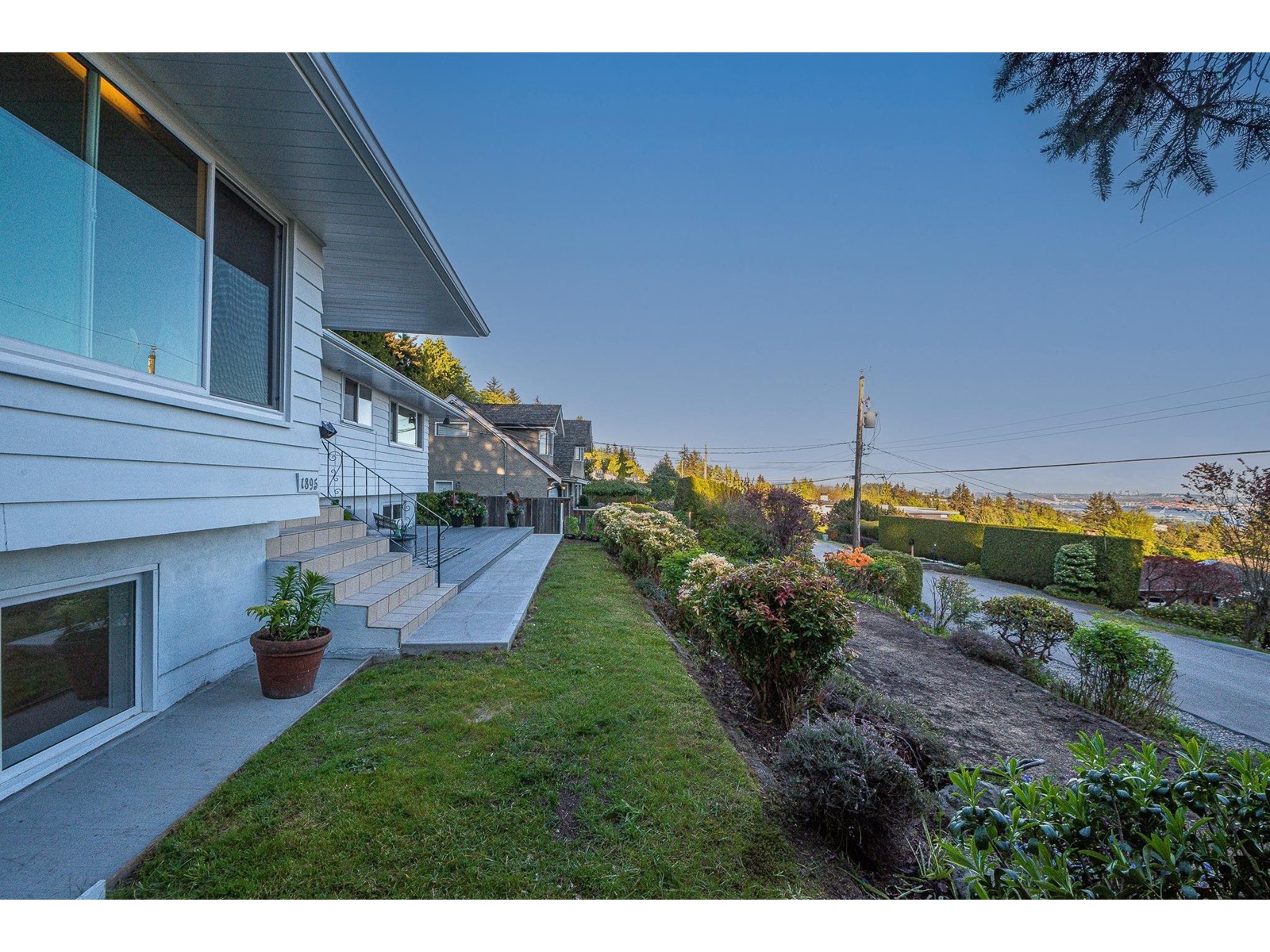 1895 Rosebery Avenue, West Vancouver, British Columbia  V7V 2Z5 - Photo 25 - R2750562