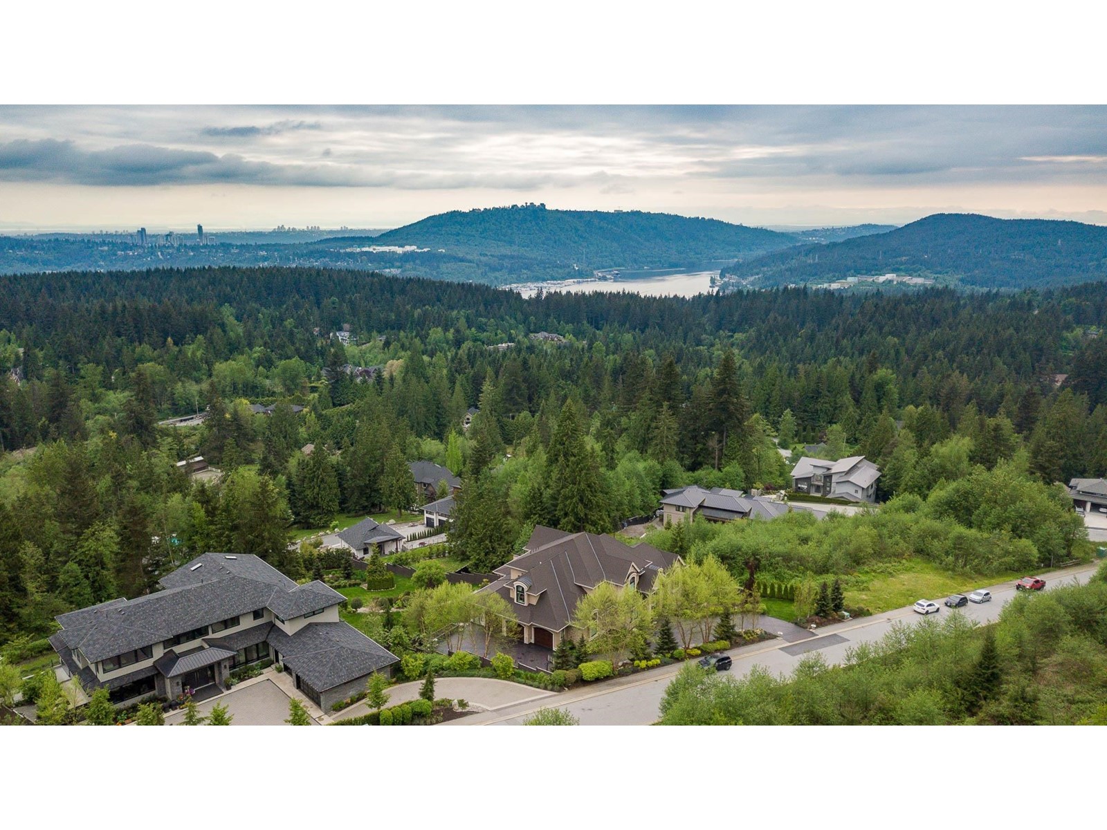 2057 Ridge Mountain Drive, Port Moody, British Columbia  V3H 0G7 - Photo 35 - R2751077