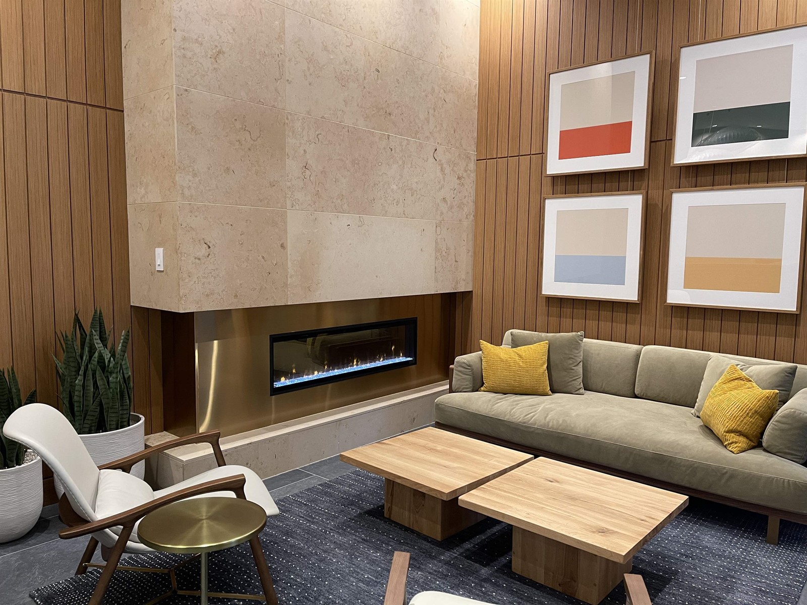 306 6707 Nelson Avenue, West Vancouver, British Columbia  V7W 0A4 - Photo 2 - R2750626