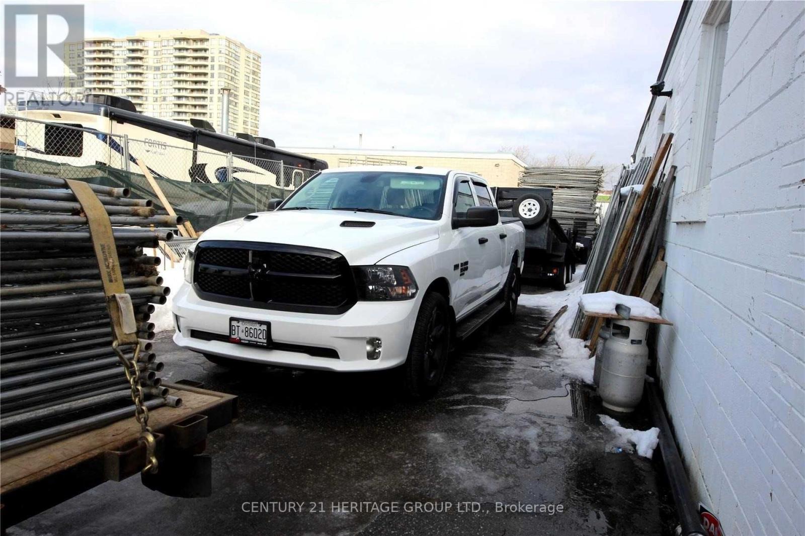 3 & 5 Granger Ave, Toronto, Ontario  M1K 3K9 - Photo 5 - E5899889