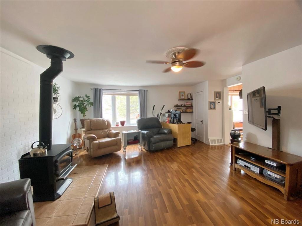 561 Canada Road, Edmundston, New Brunswick  E3V 2M7 - Photo 9 - NB083711