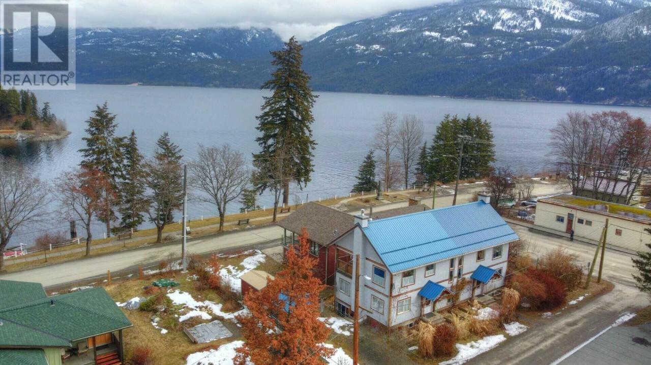 504 CENTRE STREET Kaslo