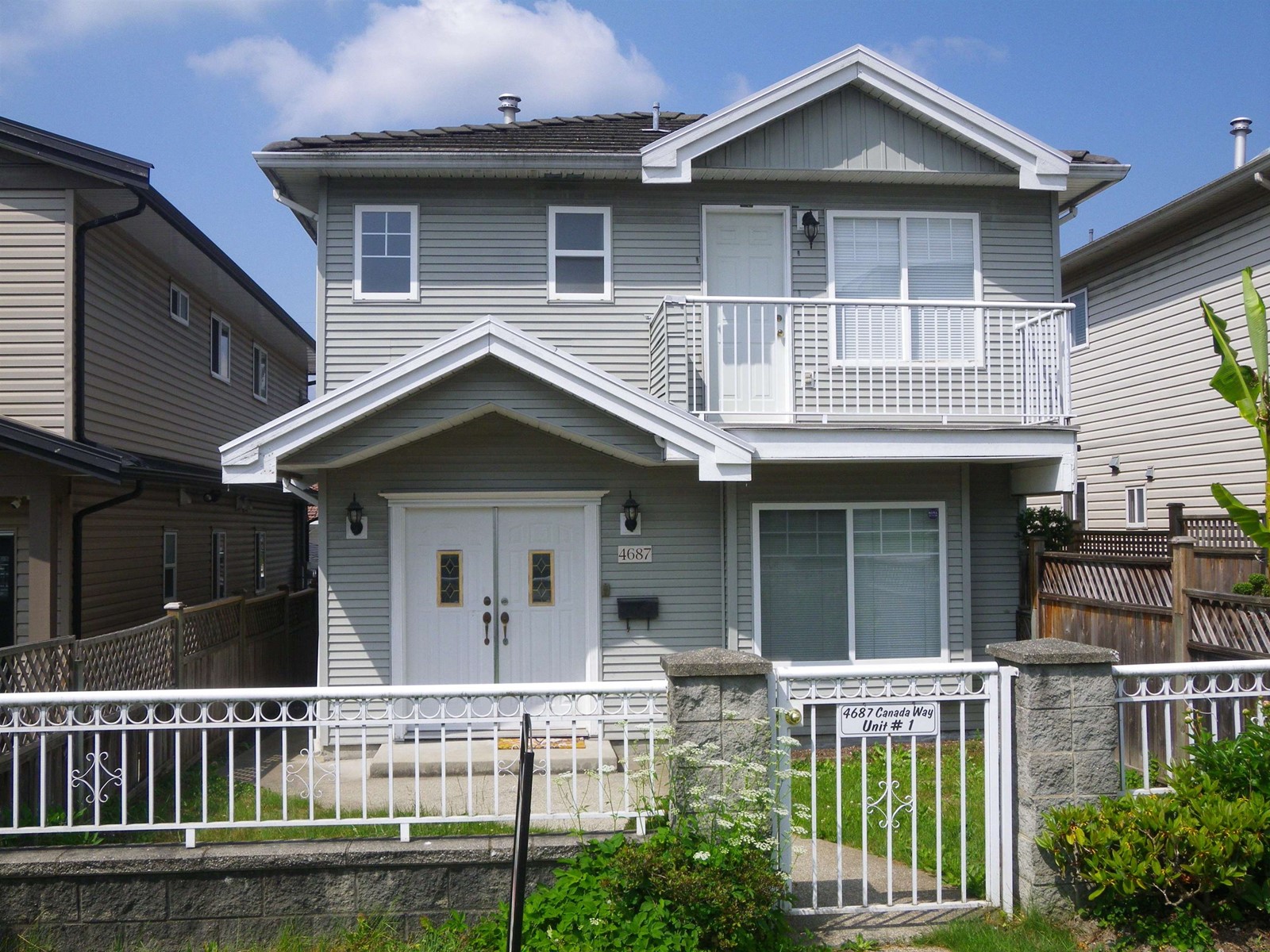 1 4687 CANADA WAY, burnaby, British Columbia V5G1K9