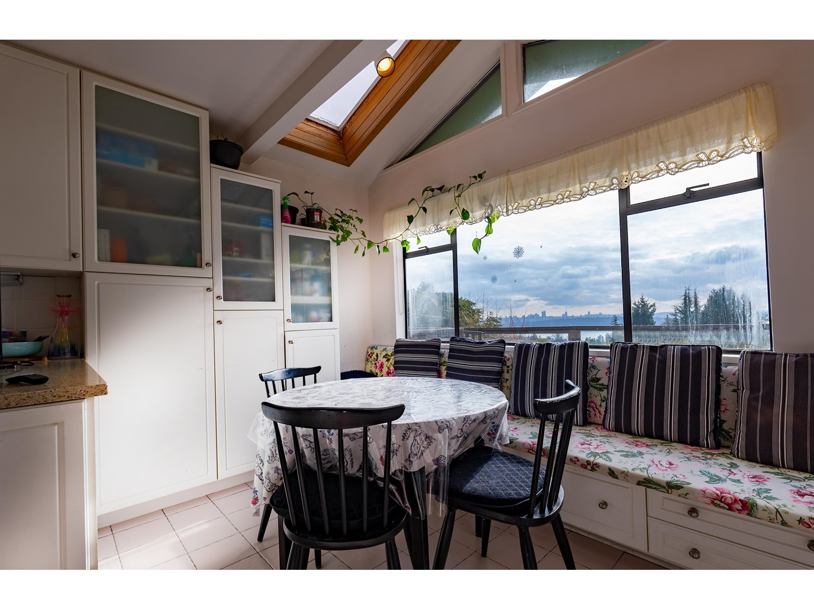 1890 Rosebery Avenue, West Vancouver, British Columbia  V7V 2Z6 - Photo 12 - R2752529