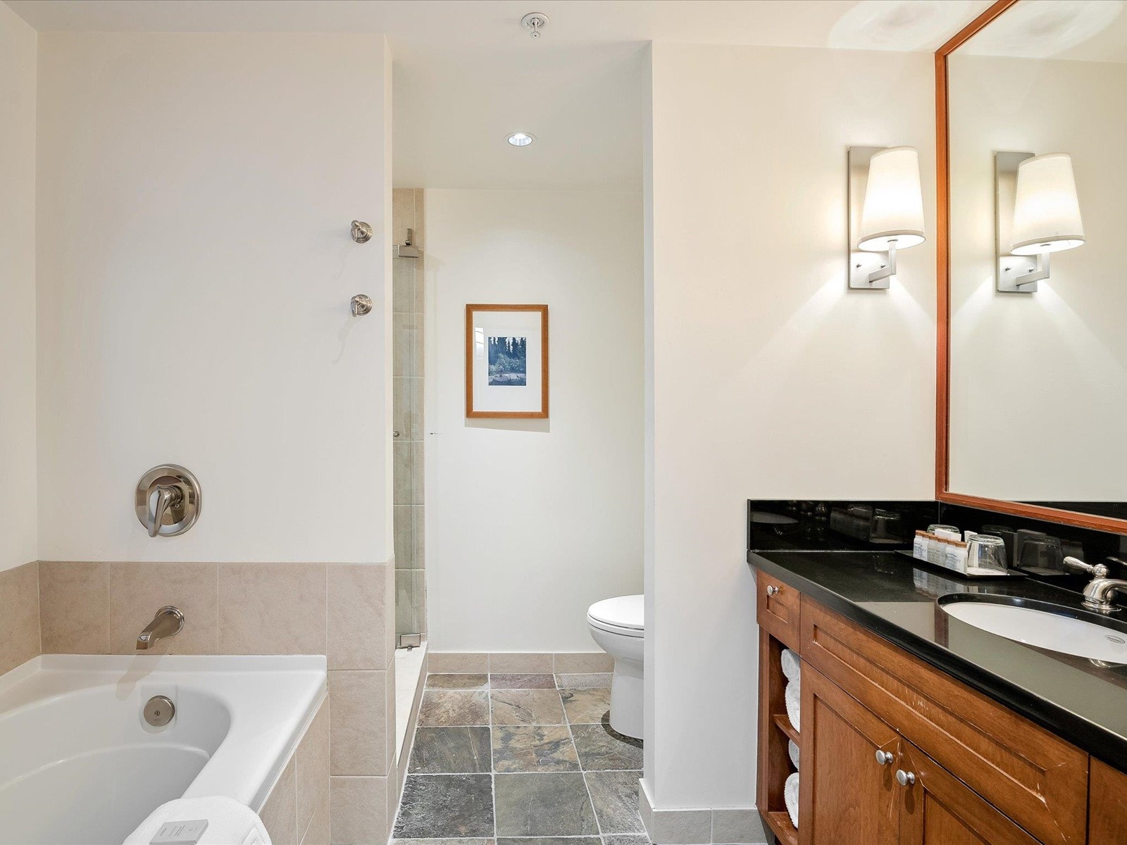 4417 4299 Blackcomb Way, Whistler, British Columbia  V8E 0X3 - Photo 10 - R2753870