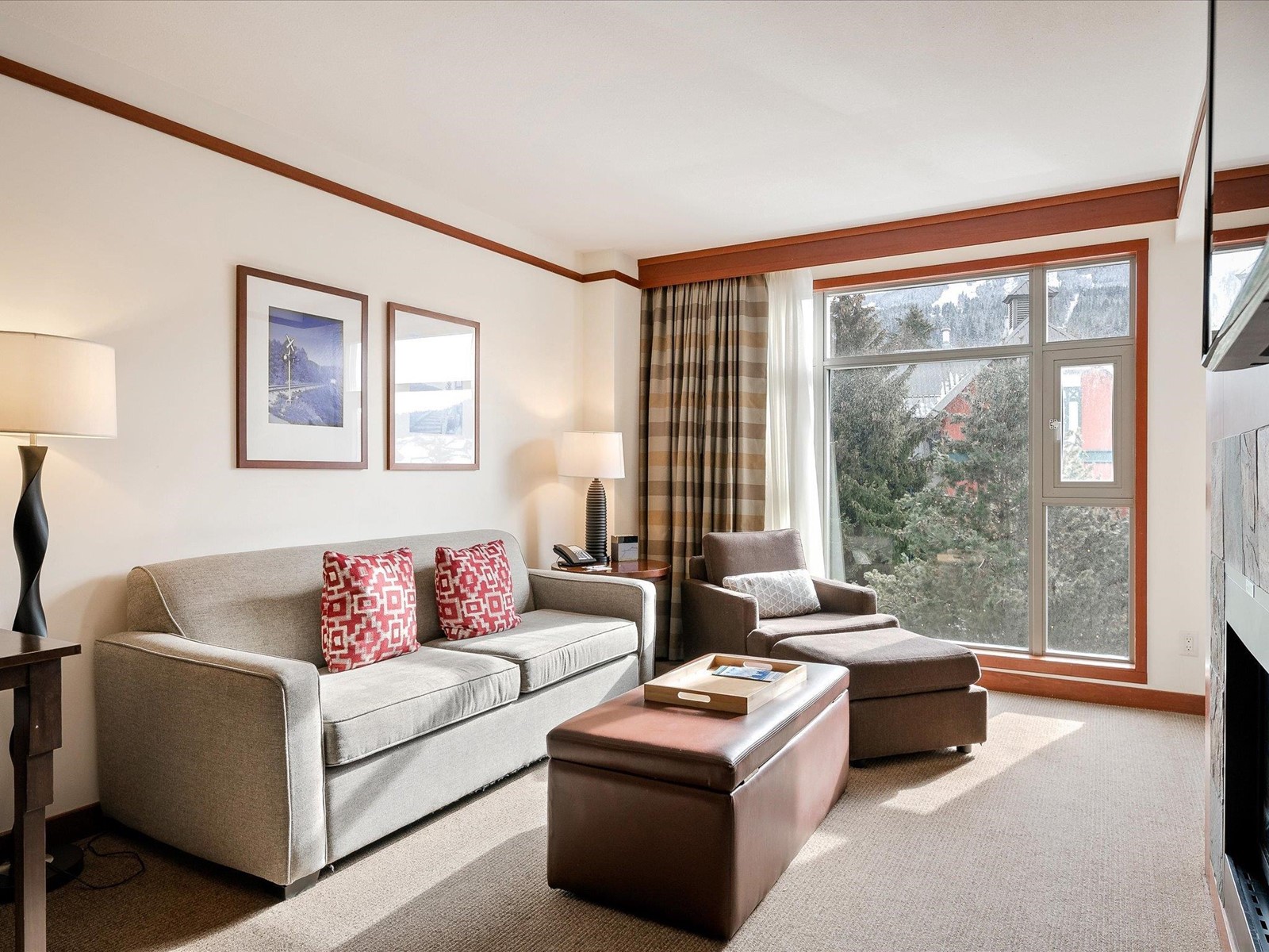 4417 4299 Blackcomb Way, Whistler, British Columbia  V8E 0X3 - Photo 2 - R2753870