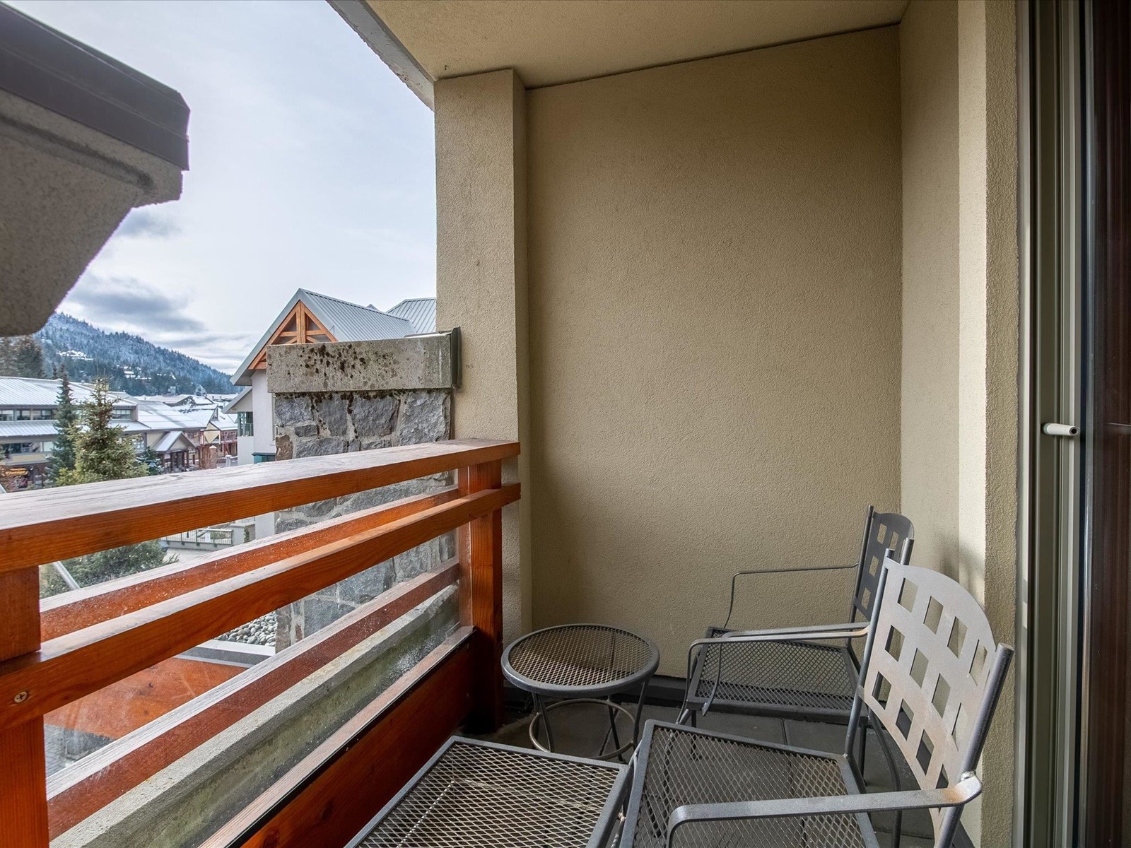 4417 4299 Blackcomb Way, Whistler, British Columbia  V8E 0X3 - Photo 4 - R2753870