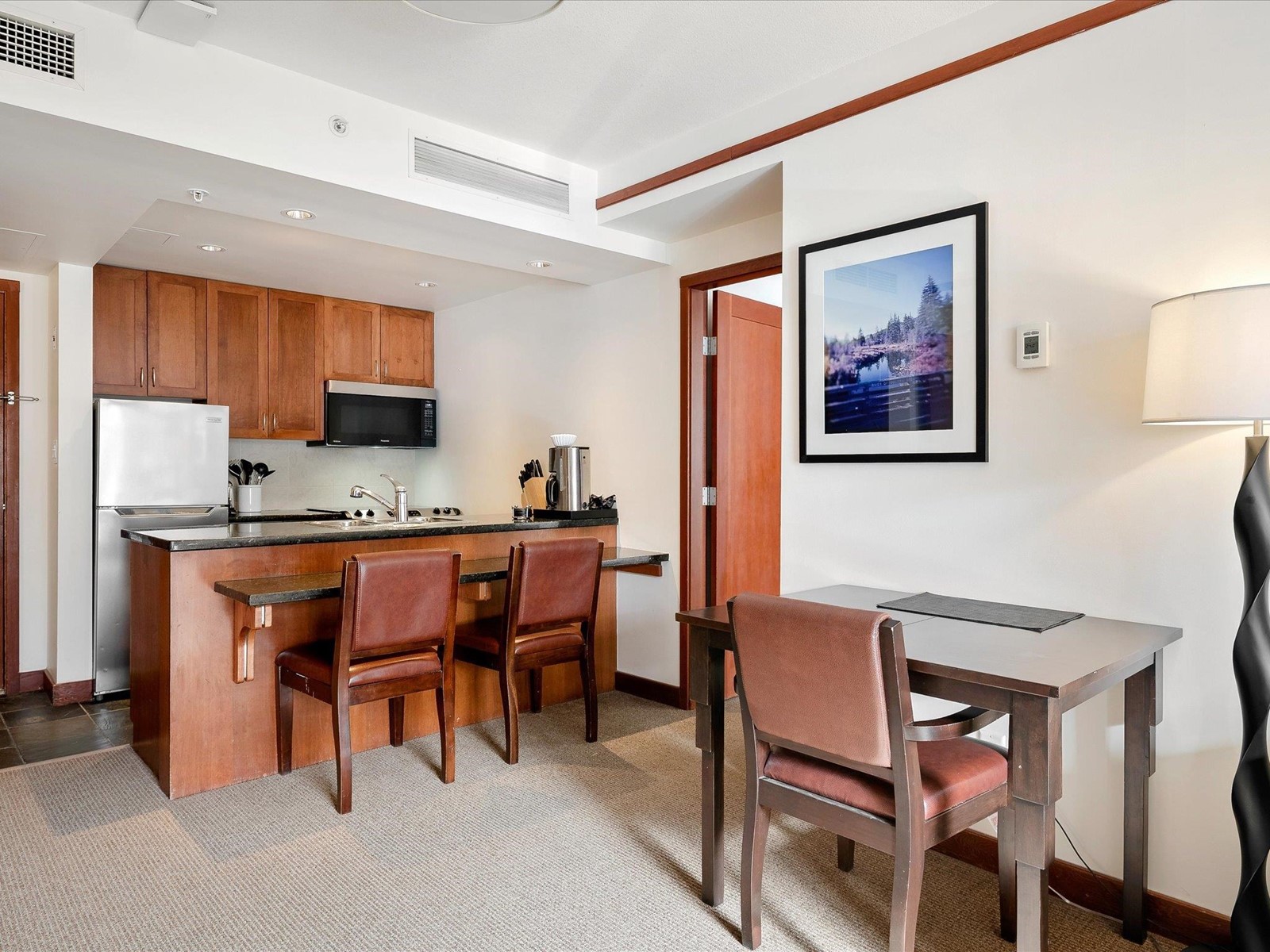4417 4299 Blackcomb Way, Whistler, British Columbia  V8E 0X3 - Photo 6 - R2753870