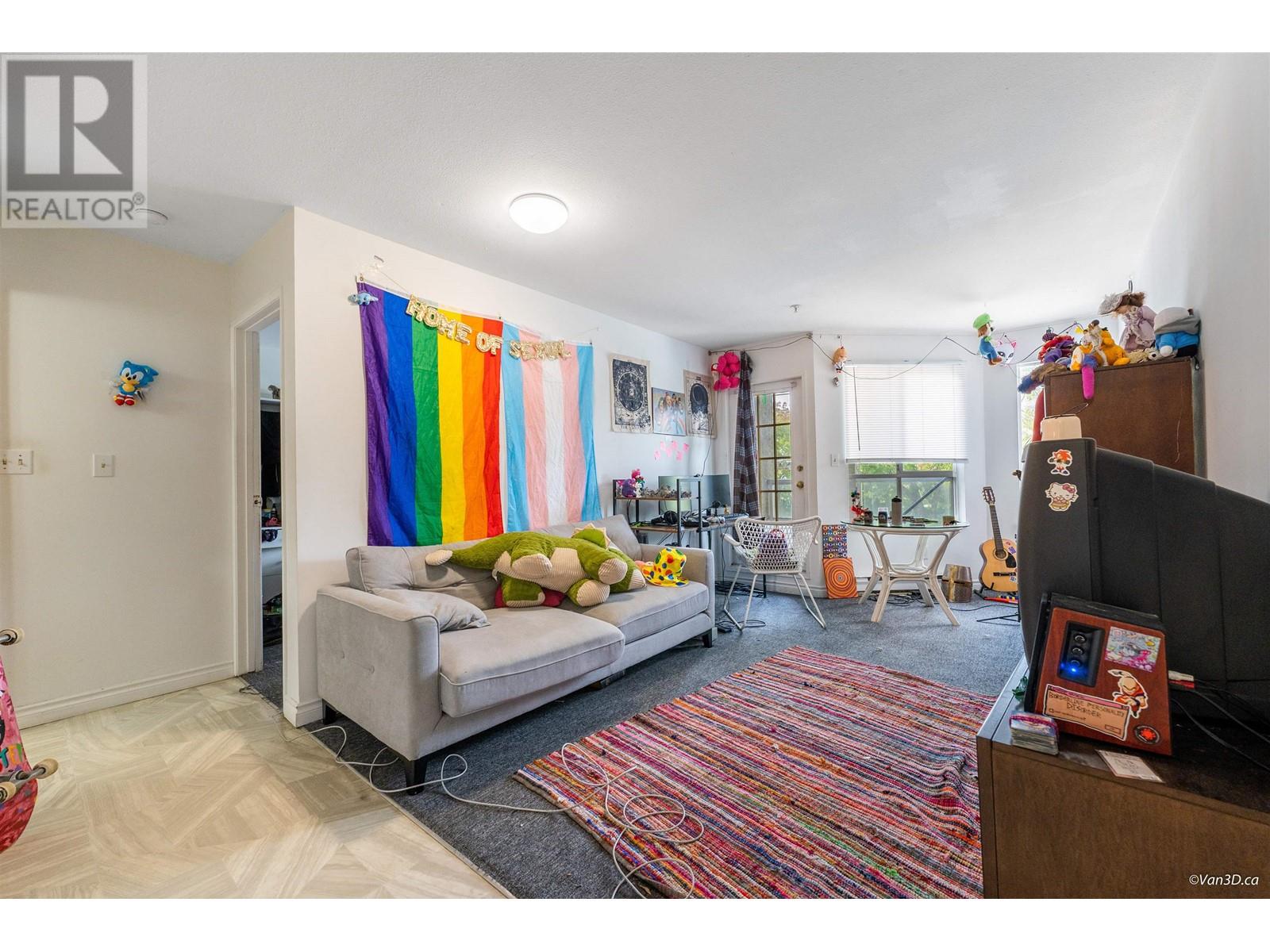 207 5520 Joyce Street, Vancouver, British Columbia V5R 4H6 (25276861