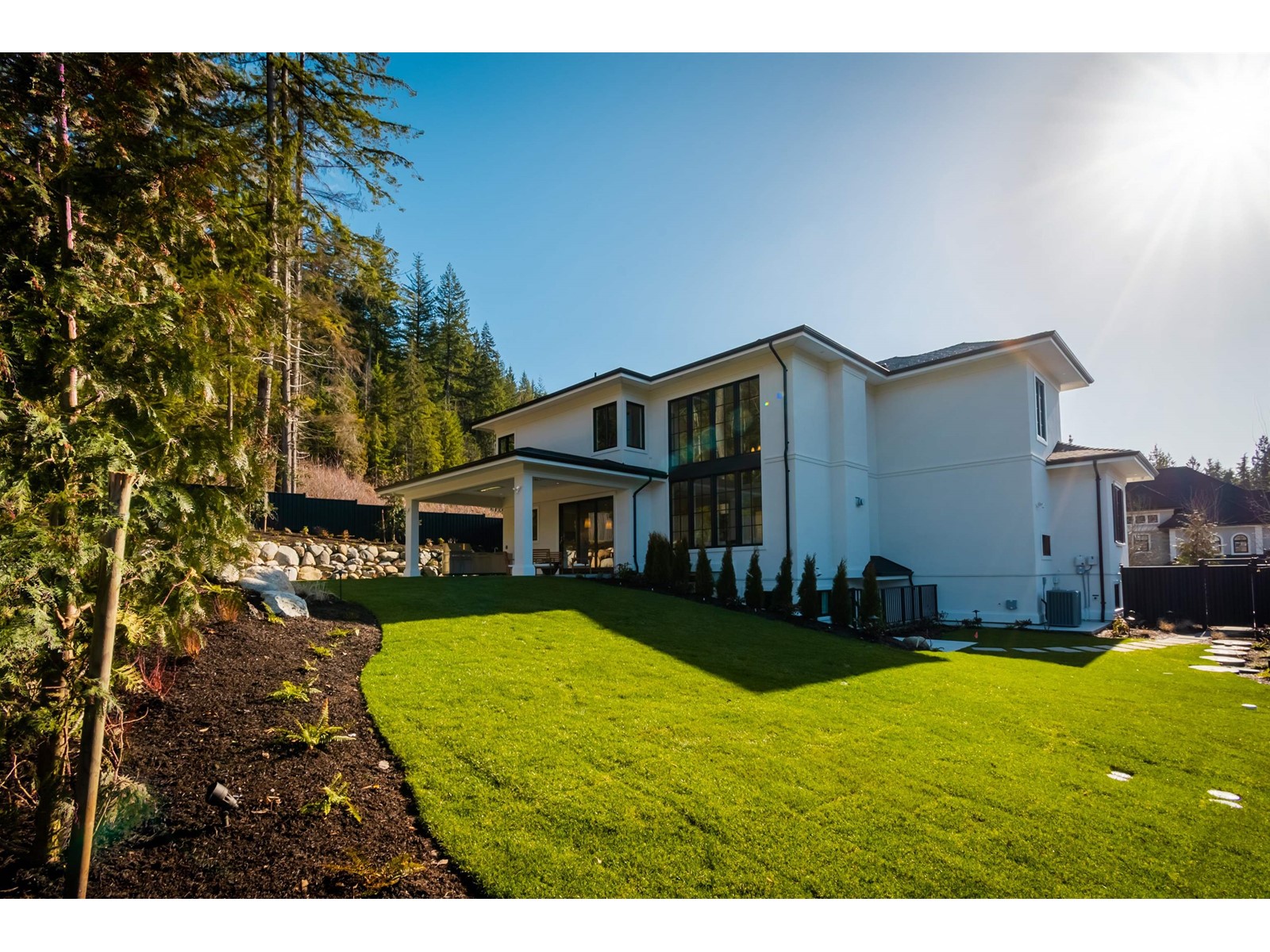 3115 Chestnut Crescent, Port Moody, British Columbia  V3H 0J4 - Photo 4 - R2755080