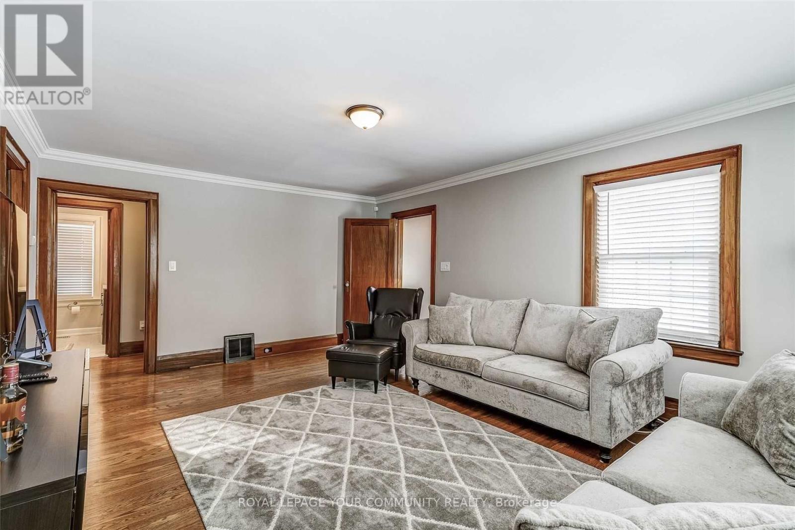 Photo 6 of listing located at #19 -12870 KEELE ST