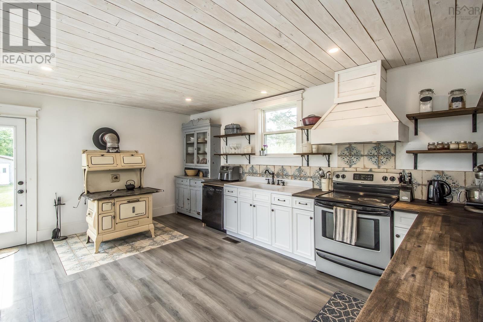 355 Bligh Road, Woodville, Nova Scotia  B0P 1G0 - Photo 4 - 202302912