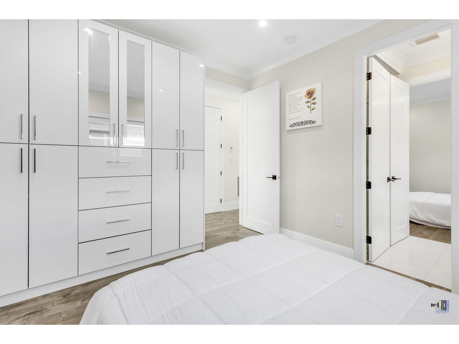 232 Howes Street, New Westminster, British Columbia  V3M 5L6 - Photo 24 - R2755600