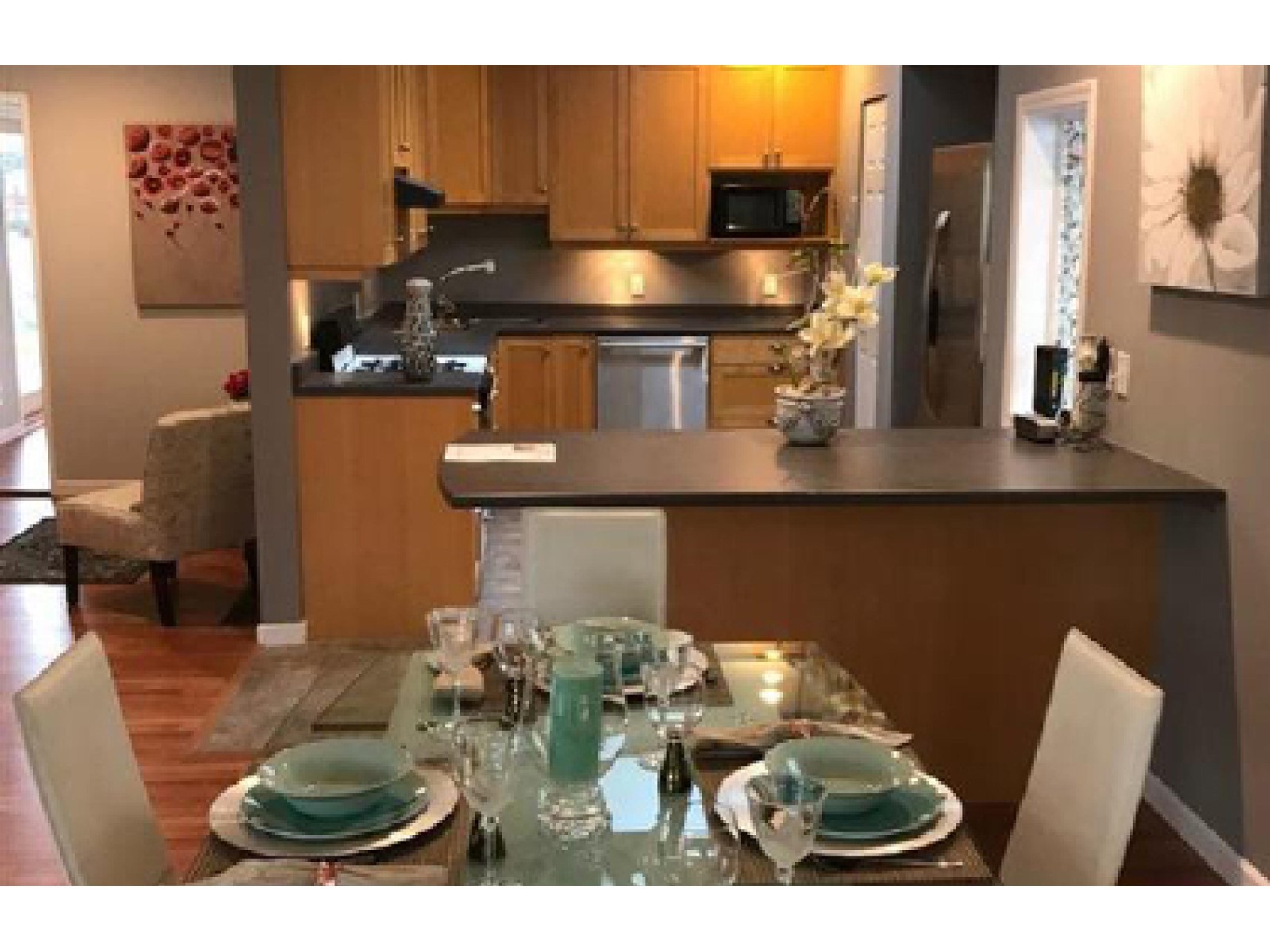 1685 Philip Avenue, North Vancouver, British Columbia  V7P 2V9 - Photo 1 - R2755755