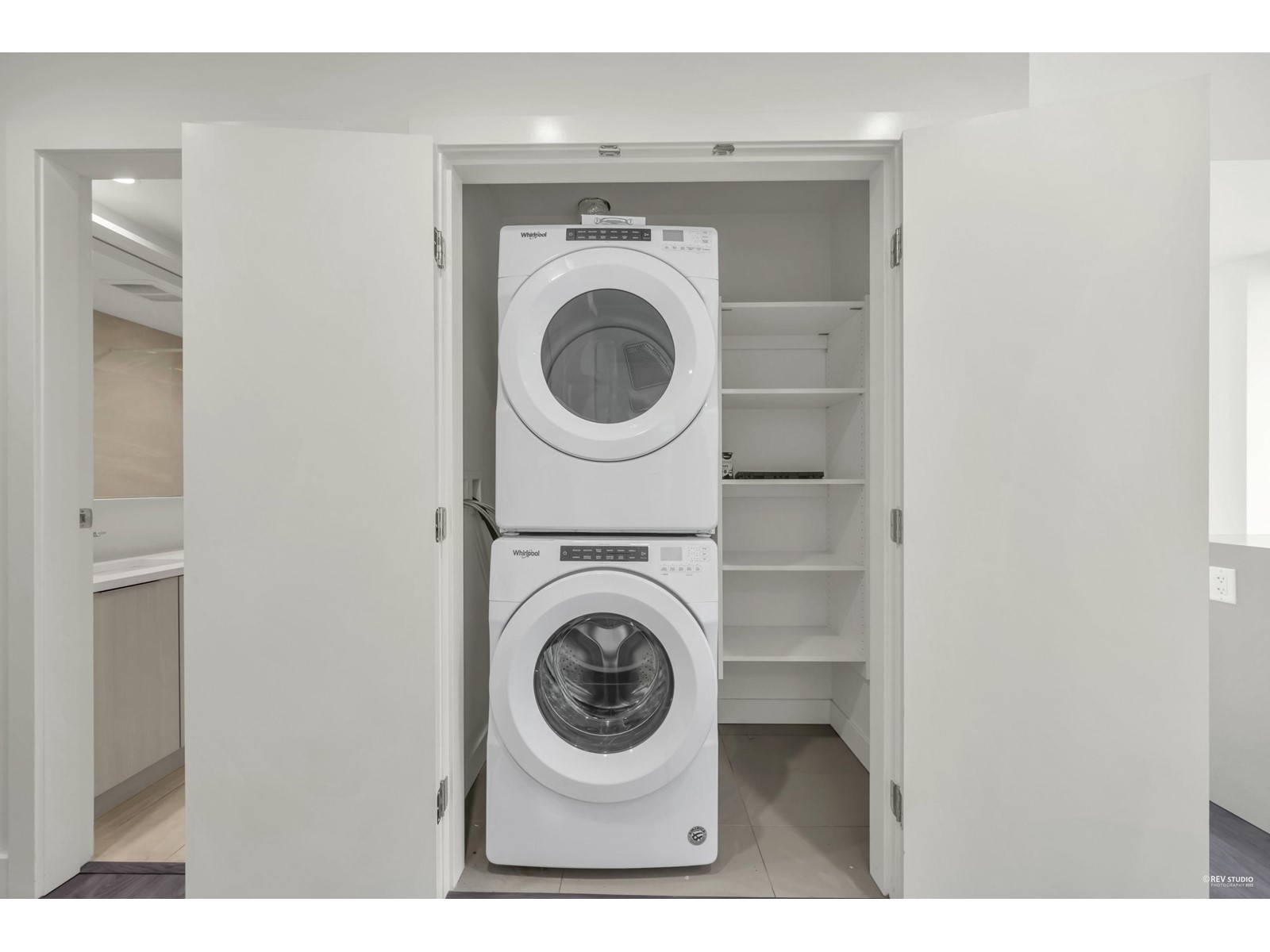 607 4465 Juneau Street, Burnaby, British Columbia  V5C 0L8 - Photo 16 - R2755983