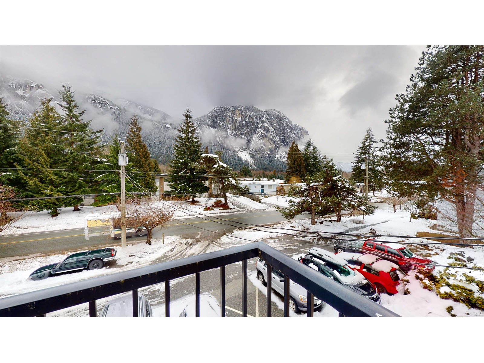 22 38173 Westway Avenue, Squamish, British Columbia  V8B 0Y4 - Photo 2 - R2756311