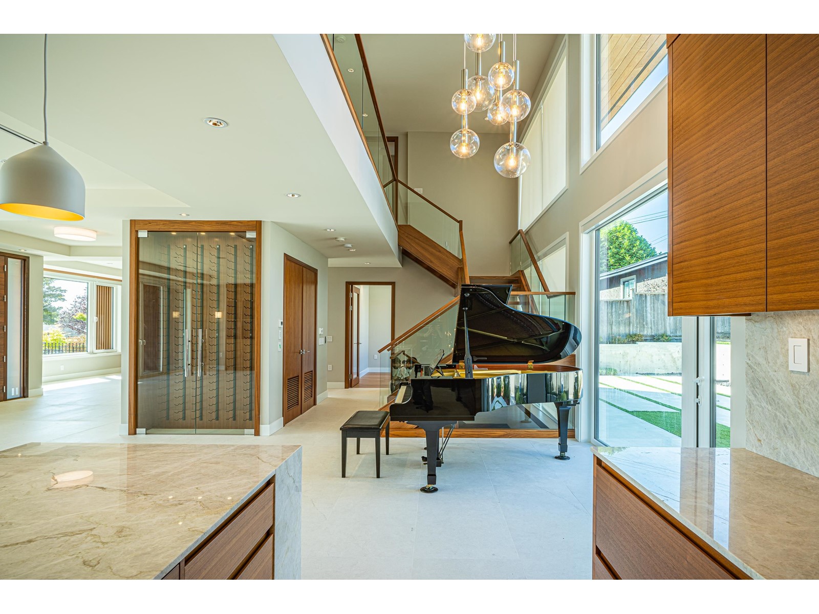 6195 Grant Street, Burnaby, British Columbia  V5B 2K7 - Photo 15 - R2756581