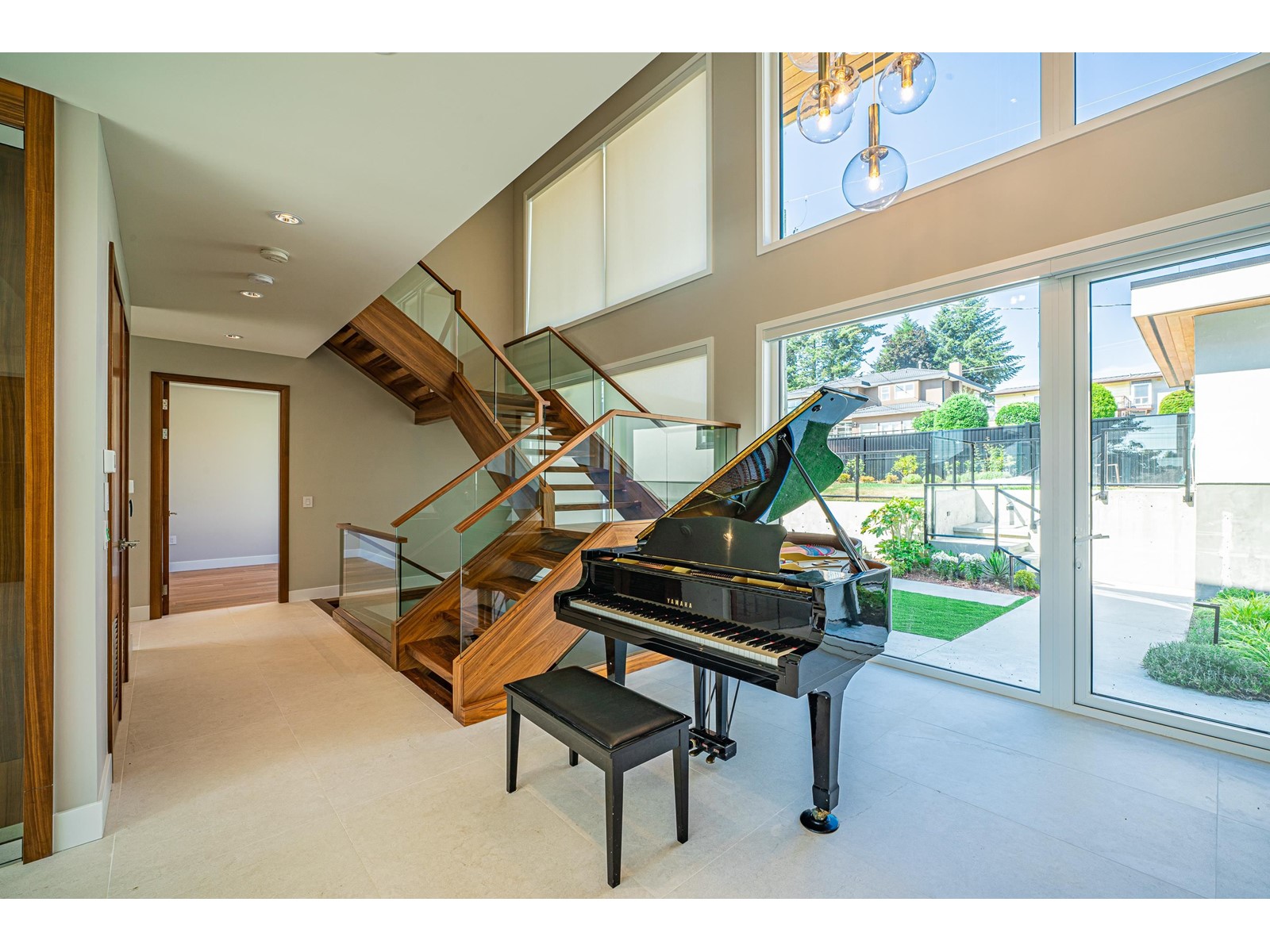 6195 Grant Street, Burnaby, British Columbia  V5B 2K7 - Photo 16 - R2756581