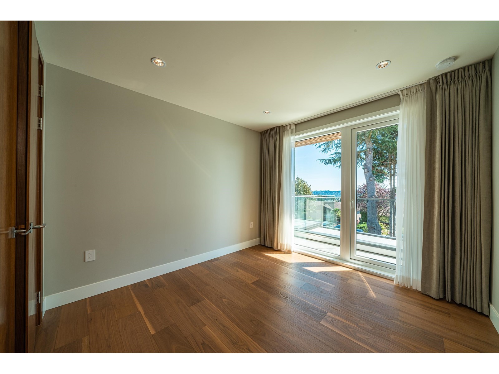 6195 Grant Street, Burnaby, British Columbia  V5B 2K7 - Photo 24 - R2756581