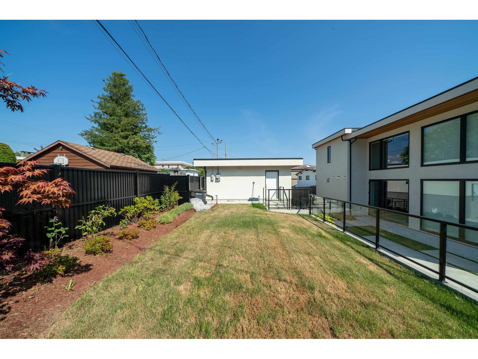 6195 Grant Street, Burnaby, British Columbia  V5B 2K7 - Photo 39 - R2756581