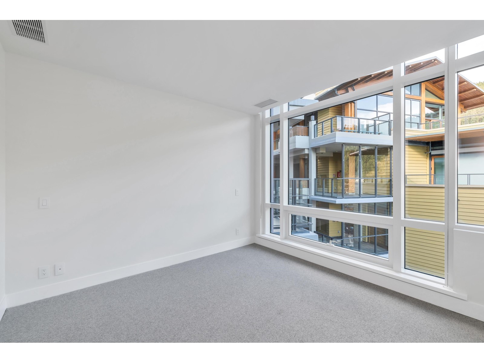 603 6699 Nelson Avenue, West Vancouver, British Columbia  V7W 2B2 - Photo 9 - R2756215
